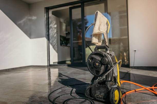 Best Driveway Pressure Washing  in Loudonville, NY